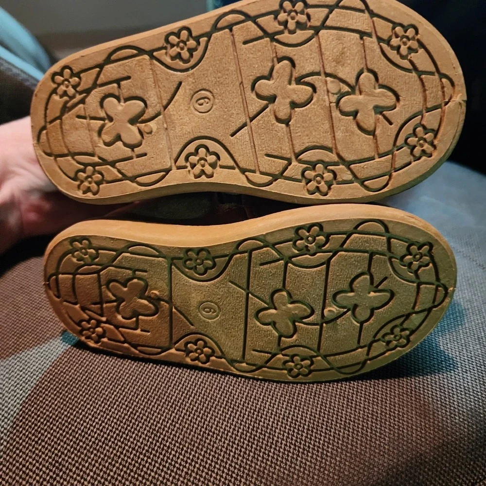 Rachel Amelie Girls Boots Size 6 Brown Heart Sequin Rhinestone  Embellished Love